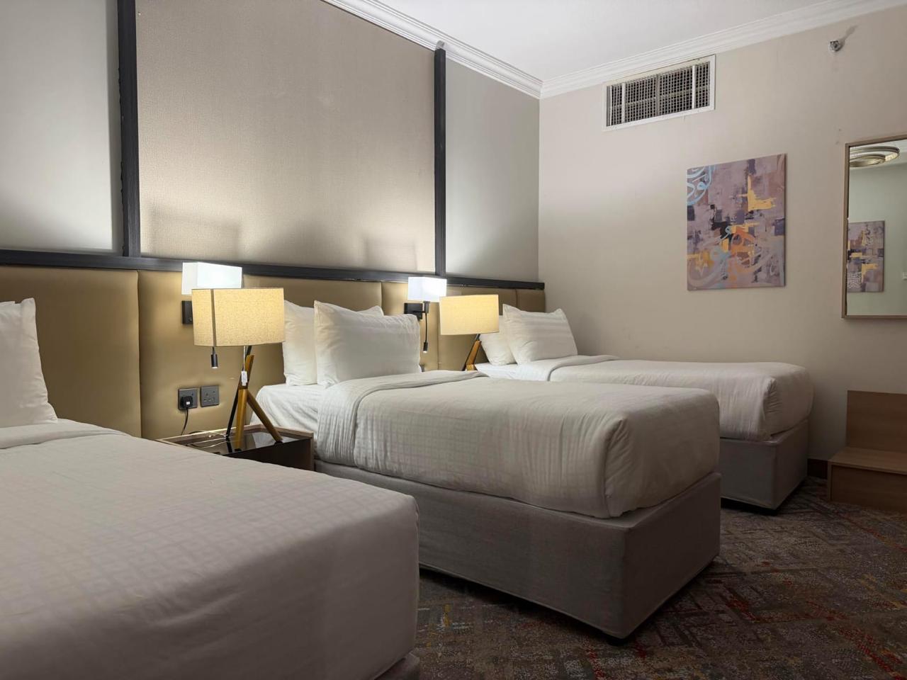 Golden Tulip Alshakereen Otel Medine
