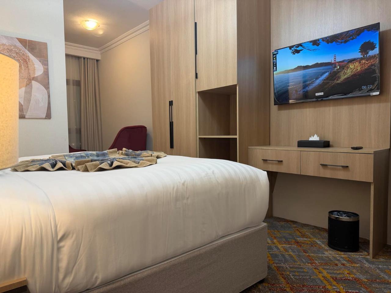 Golden Tulip Alshakereen Otel Medine
