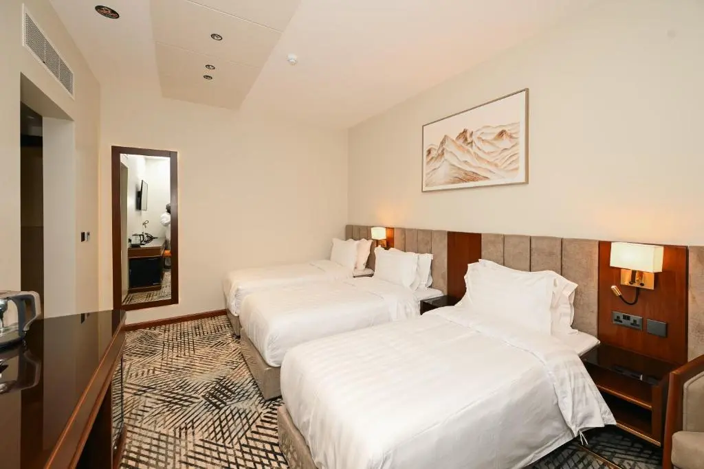 Qira Hotel