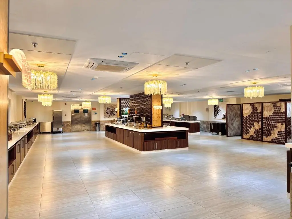 Qira Hotel